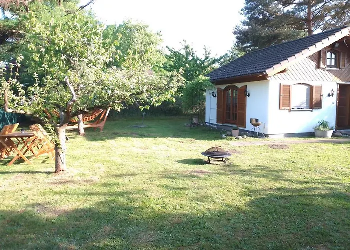 Ferienhaus Kranichhorst - Exklusiv-Nutzung mit großem Garten und Strandnähe